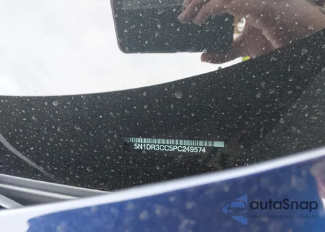 2023 Nissan Pathfinder Sl 4Wd z USA, uszkodzony, nr VIN 5N1DR3CC5PC249574